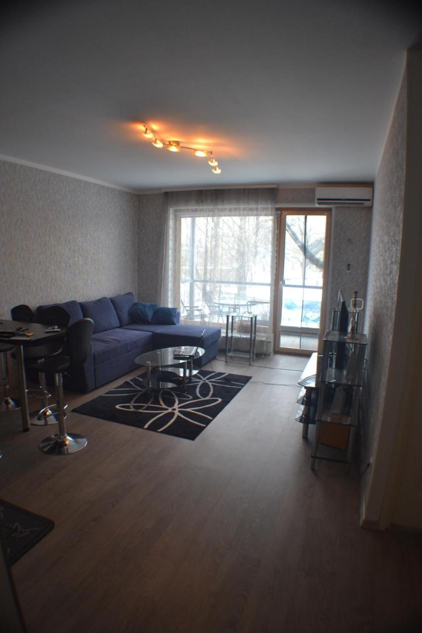 Riverside Apartement Parnu Luaran gambar